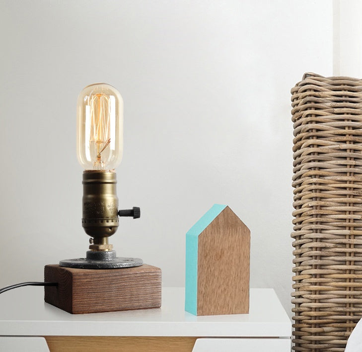 Water pipe table lamp